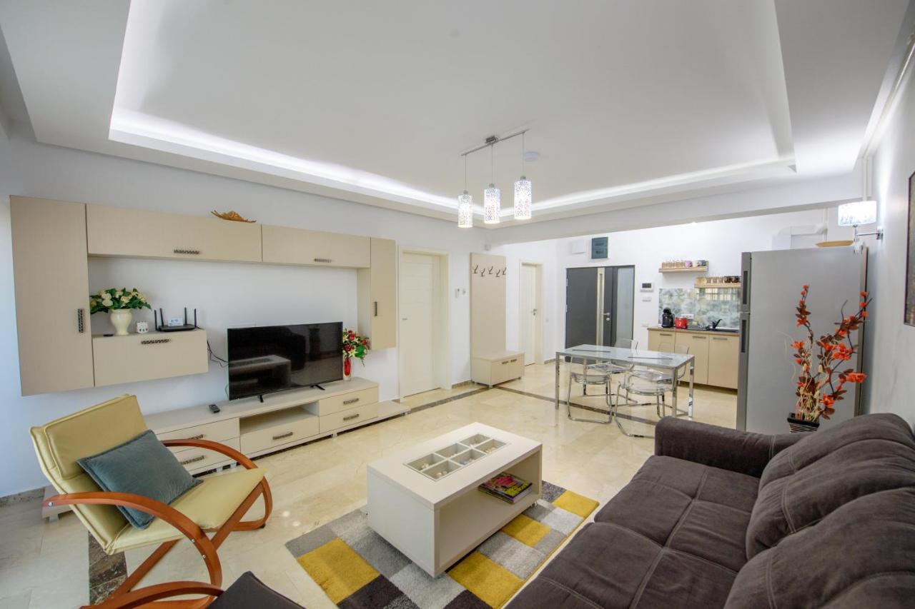 Marble Luxury Apartments 马马亚 外观 照片