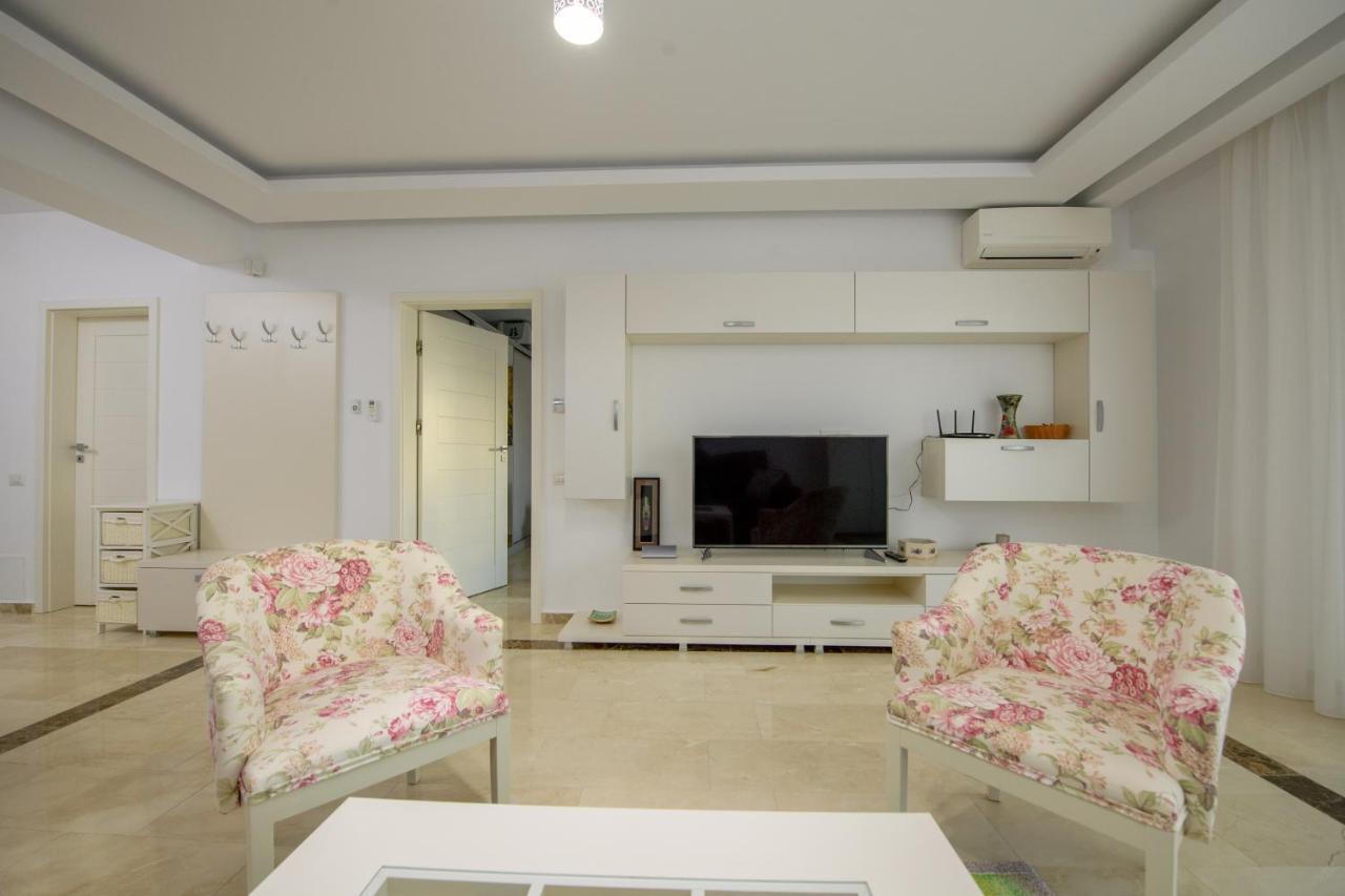 Marble Luxury Apartments 马马亚 外观 照片